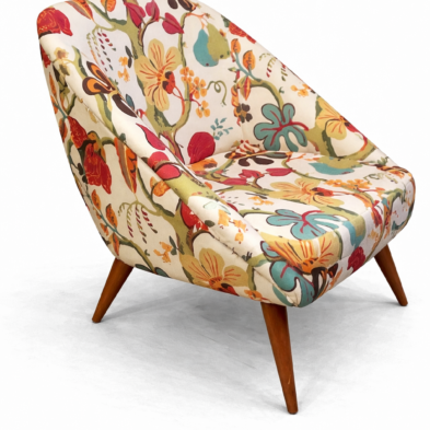 Vintage pair of chairs